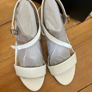 Bristol Naturalizer heeled sandals